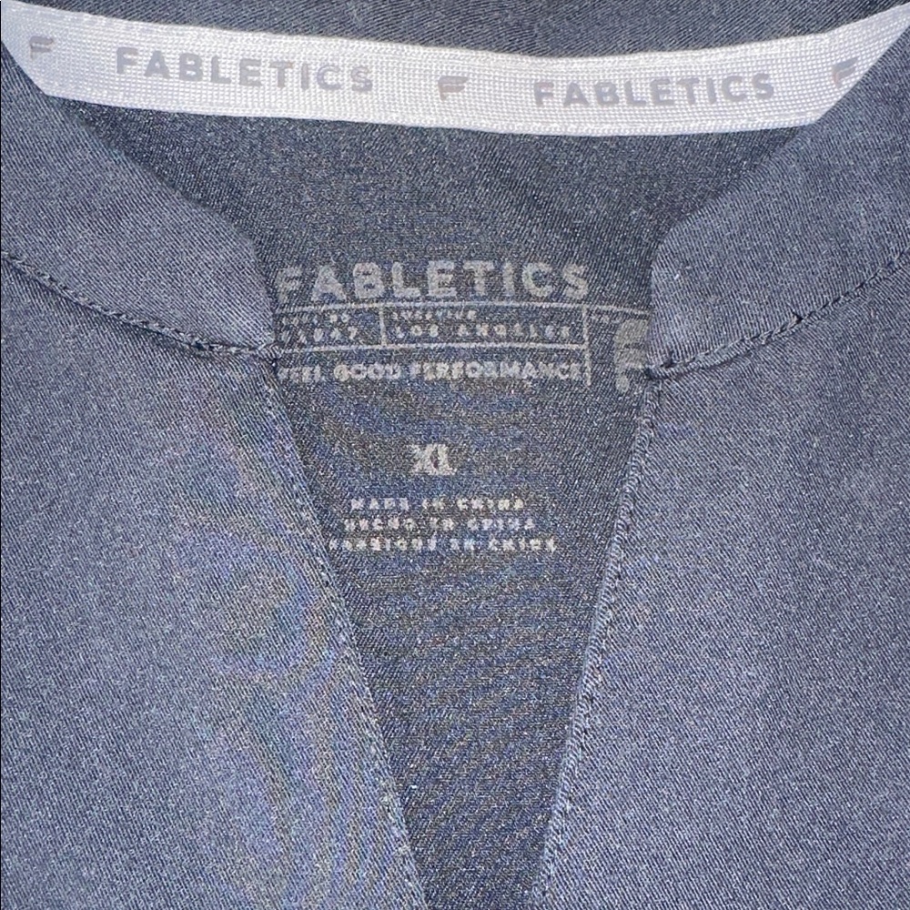 Fabletics Gray Performance Top - Picture 3 of 3